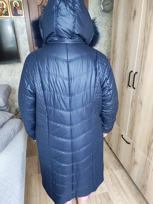 Здравствуйте Срочно продам верхнюю одежду!