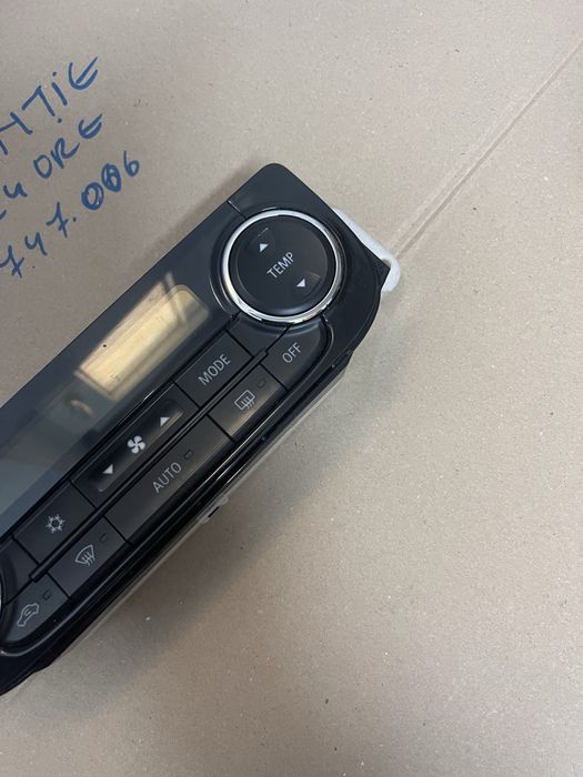 Panou clima AC Mitsubishi Outlander 3 cod 7820A475XA an 2013-2023