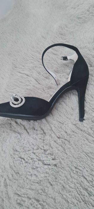 Официални обувки