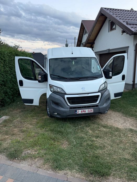 De vanzare Peugeot boxer 2.2 131 CP ,anul 2015