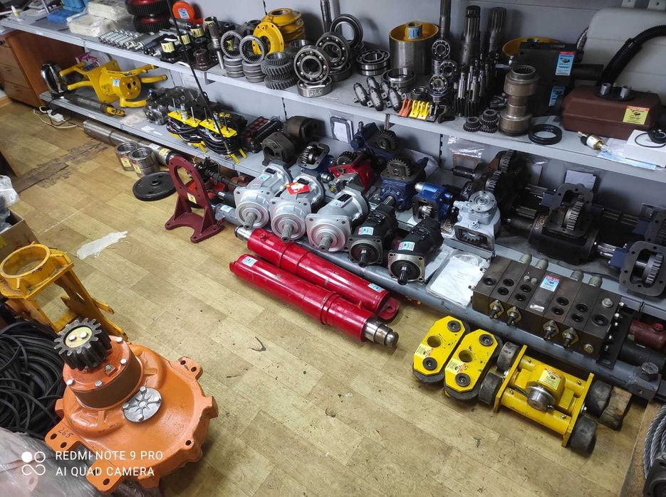 Гидрораспределитель опор для Автокрана