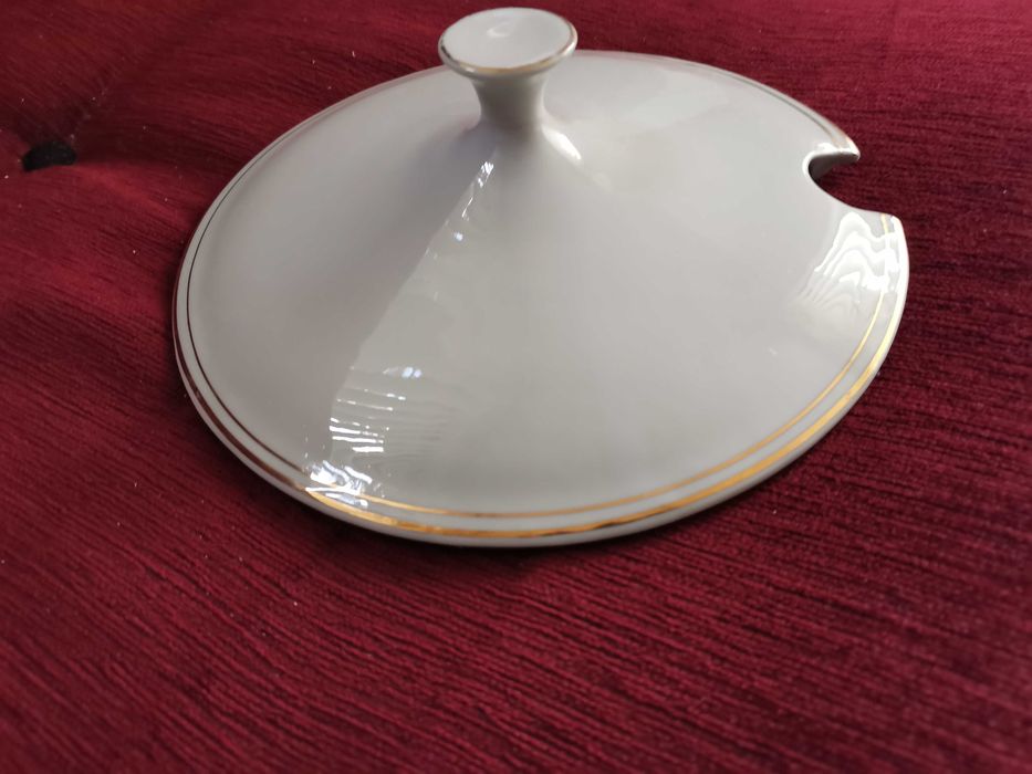 Капак за супник за допълване на сервиз