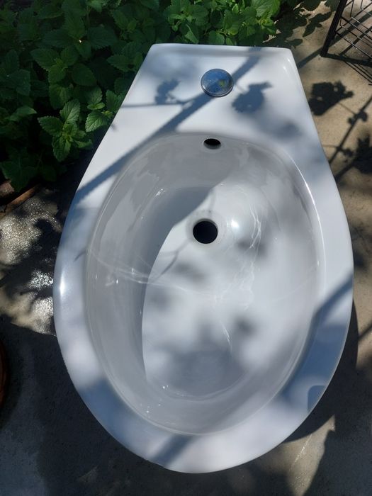 Биде белый отличном состоянии