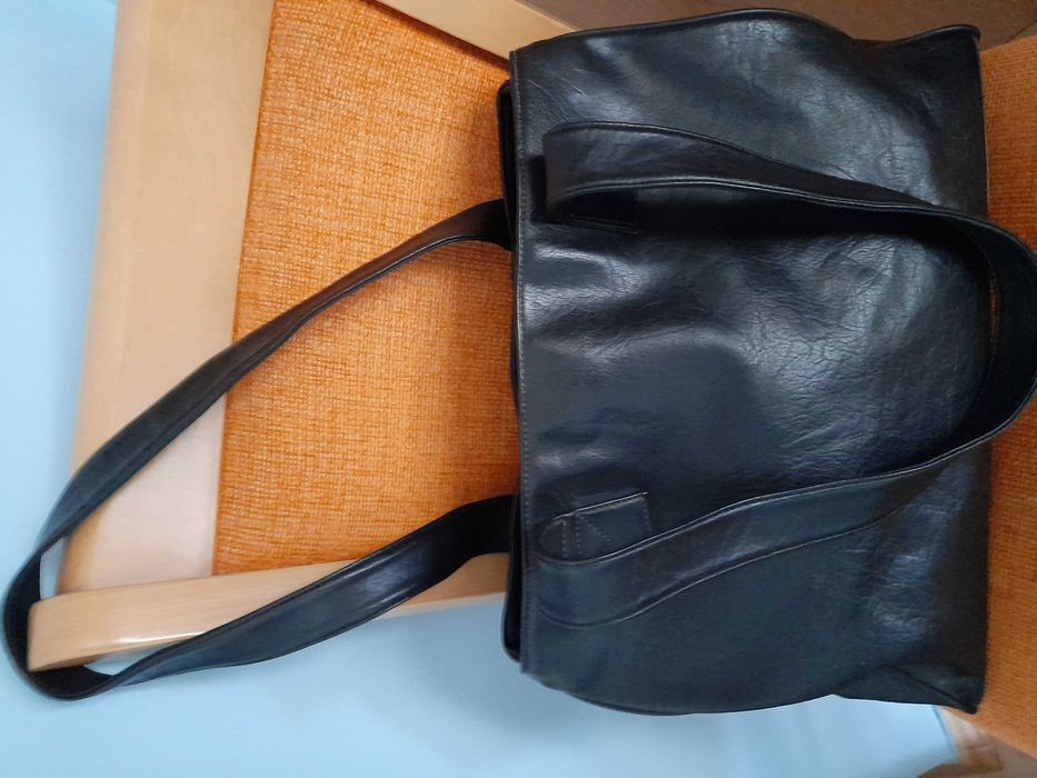 Дамска чанта черна