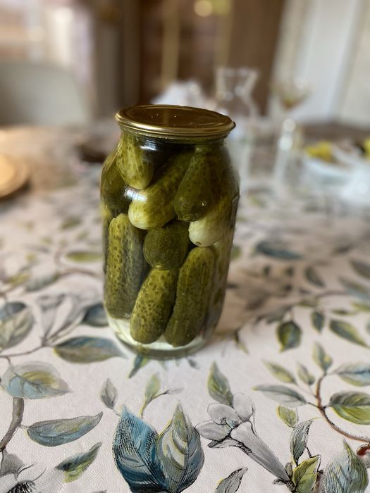 Огурцы, корнишоны соленые