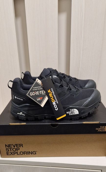 The north face  gore-tex