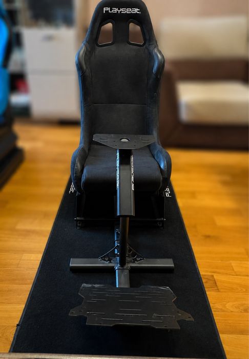 Сим рейсинг кокпит Playseat Evolution