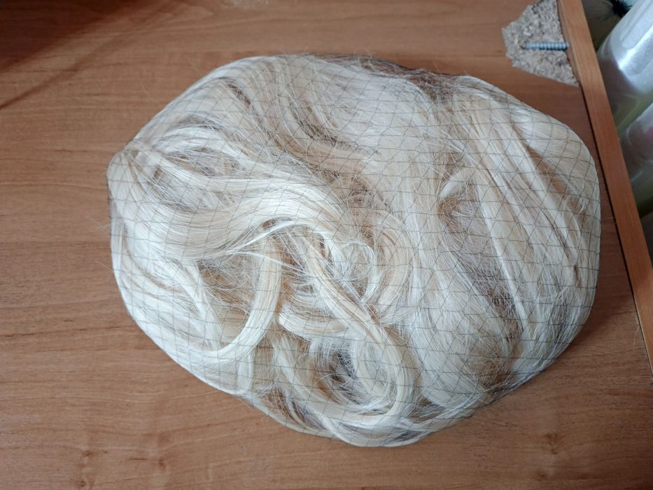 Парик для косплея