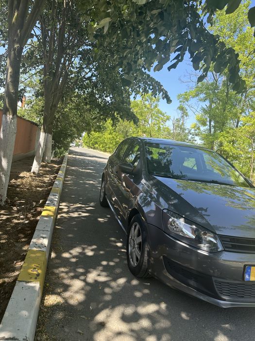 VOLKSWAGEN Polo 2010 — imagine 2