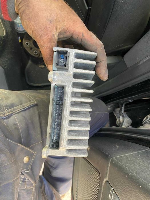 компютър mercedes w221 w218 5.5 i a 27890  уилвател harman kardon