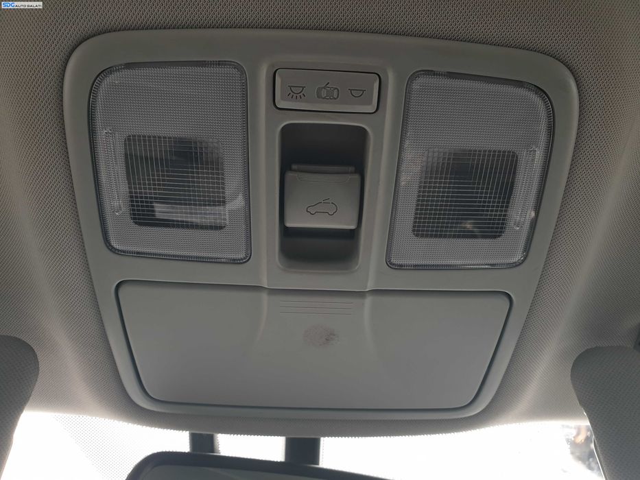 Plafoniera Lumini Model cu Trapa Hyundai ix35 2009 - 2015 [Q0312]