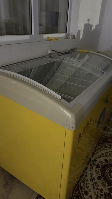 Продам морозилку Ларь