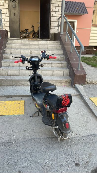 Электроскутер ск8