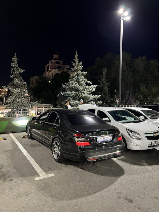 Mercedes-Benz S500 W221 S-CLASS