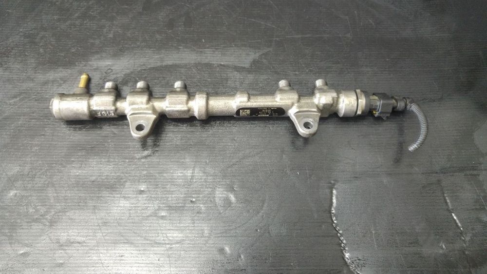 Rampa injectoare fiat punto 1.3 d 0445214239 55232355