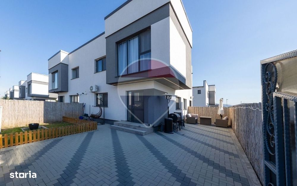 Apartament modern, curte, Sanpetru!