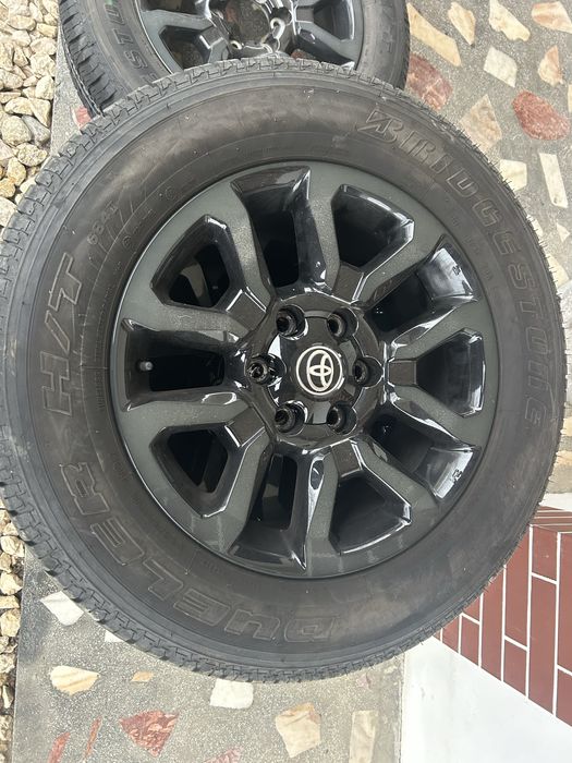 5 Roti/Jante /Toyota  Hilux/Toyota Land Cruiser/R18