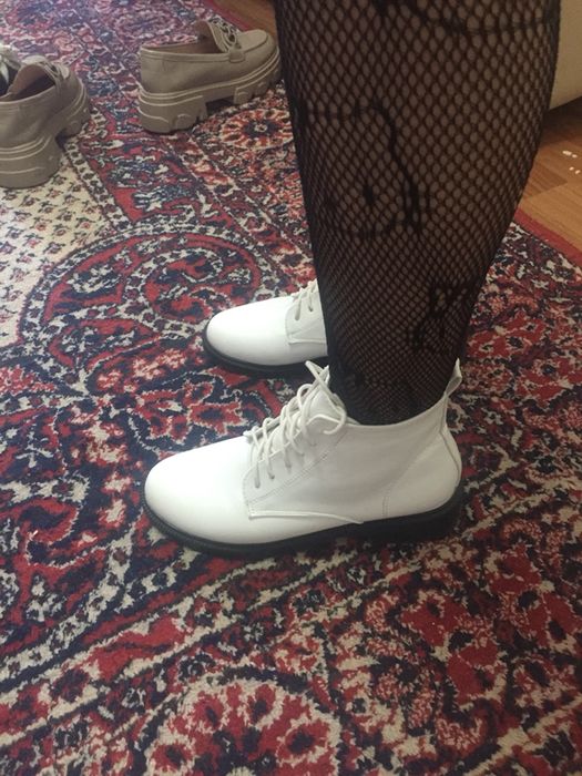 Белые ботиночки