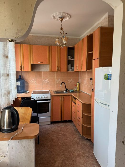 Продам 3 комнатную в центре
