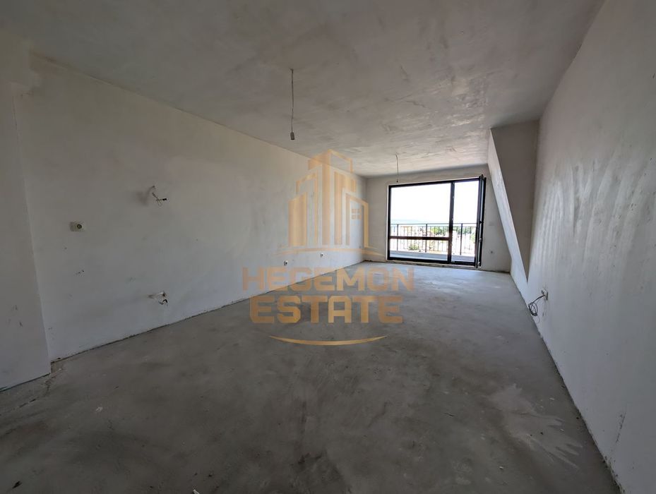 Продава се Тристаен апартамент в Варна, Колхозен пазар - 103 кв.м за 1738 €/кв.м - Снимка #2