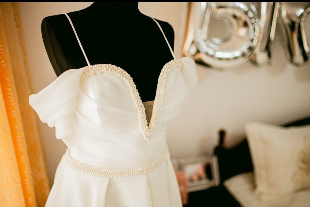Vand rochie de mireasa