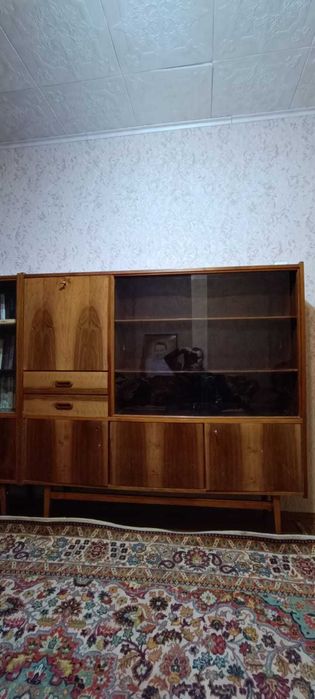 Сервант 2 шт  б/у отдам даром