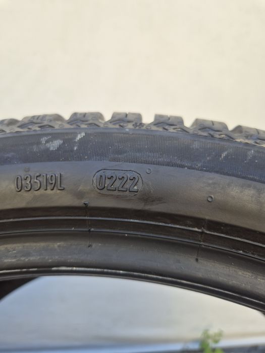 4бр 255 35 19 Pirelli всесезонни 22г