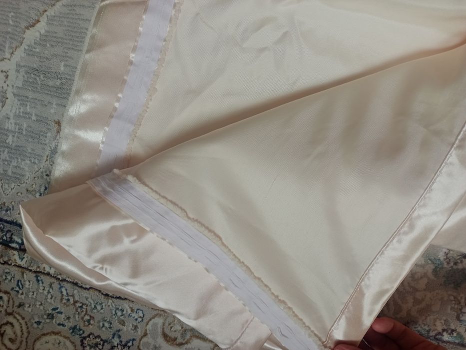 Продам шторы новый