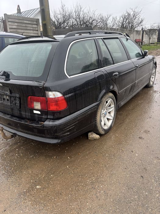 Dezmembrez bmw e39 motor 525 d M57