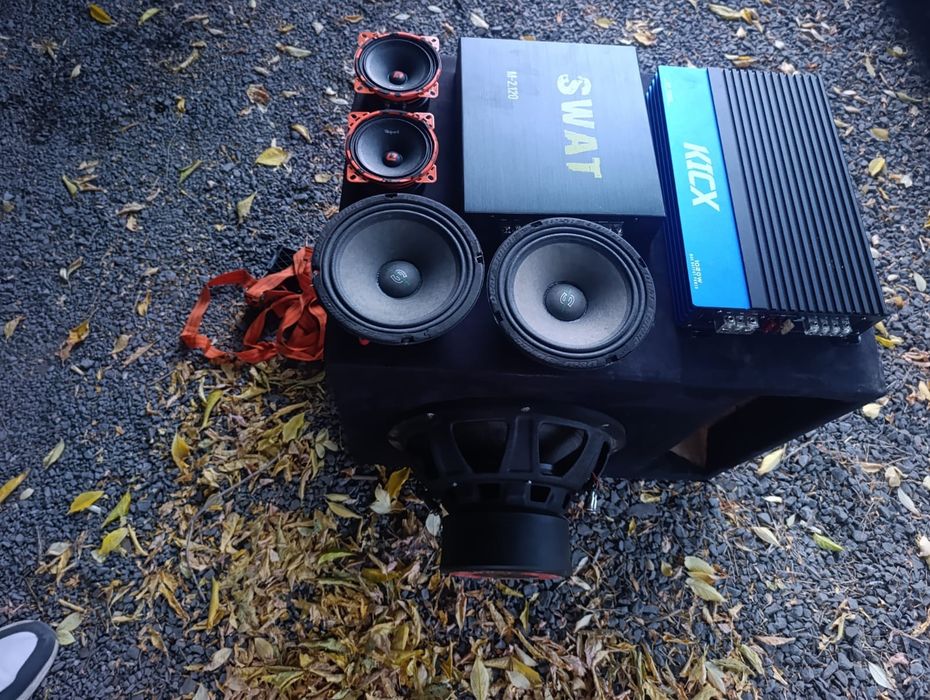 Автомузыка комлетом