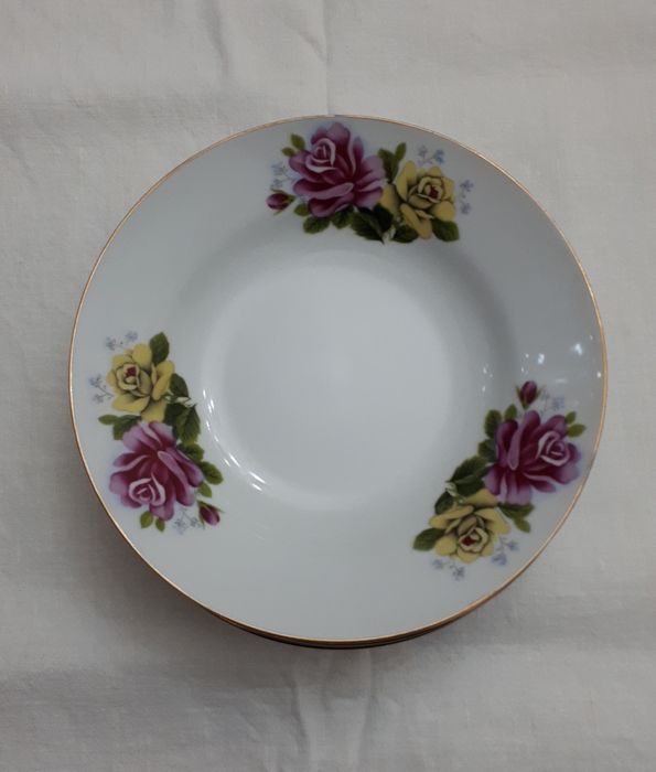 Тарелки глубокие