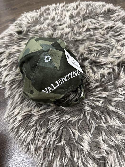 Sapca Valentino model rar Premium