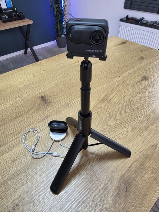 Insta360 GO 3S 4K 128GB – Aproape Nouă, Stare Excelentă, Complet Funcțională