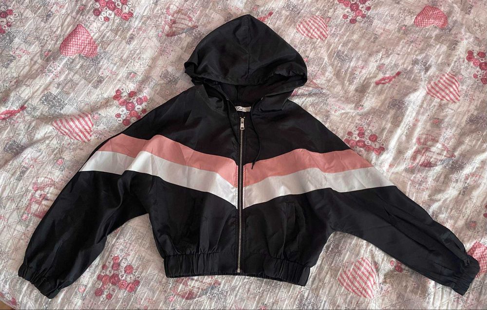 Лятно яке, ветровка, бомбер