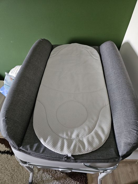 Masa de infasat Chicco