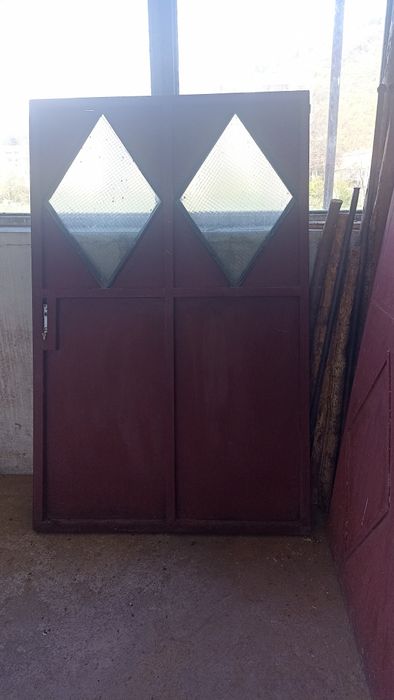 Метални врати за гараж