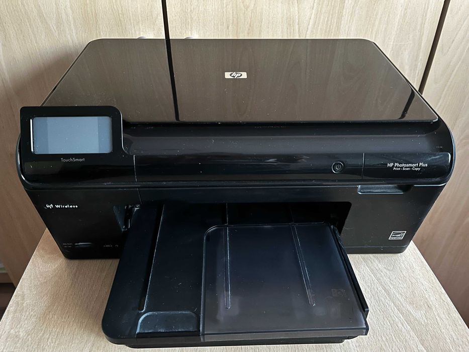 HP Photosmart Plus series B209 (принтер и скенер)