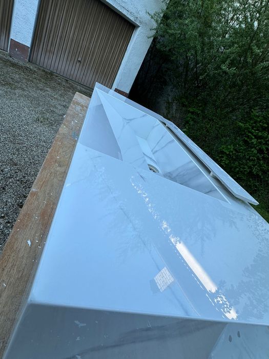 Vând lavoar din gresie tip cascadă  dimensiuni 120/47/15 ,nou!