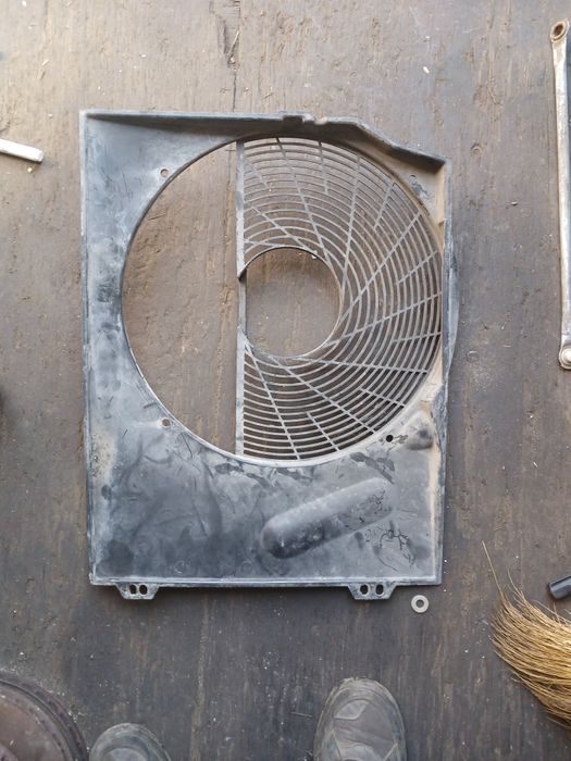 Диффузор Мерседес 124