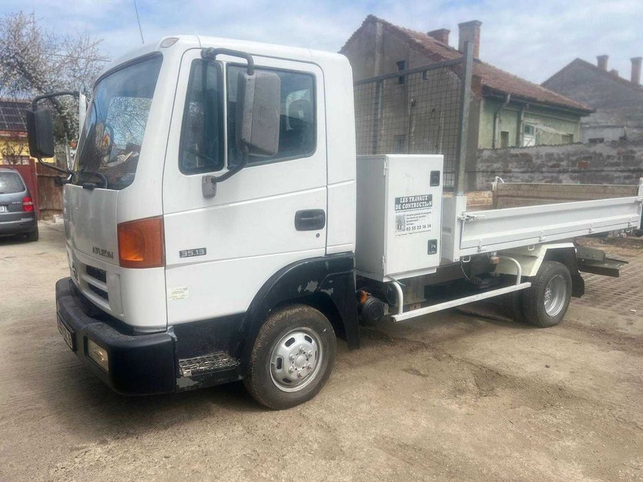 Nissan Atleon 35-15 basculabil