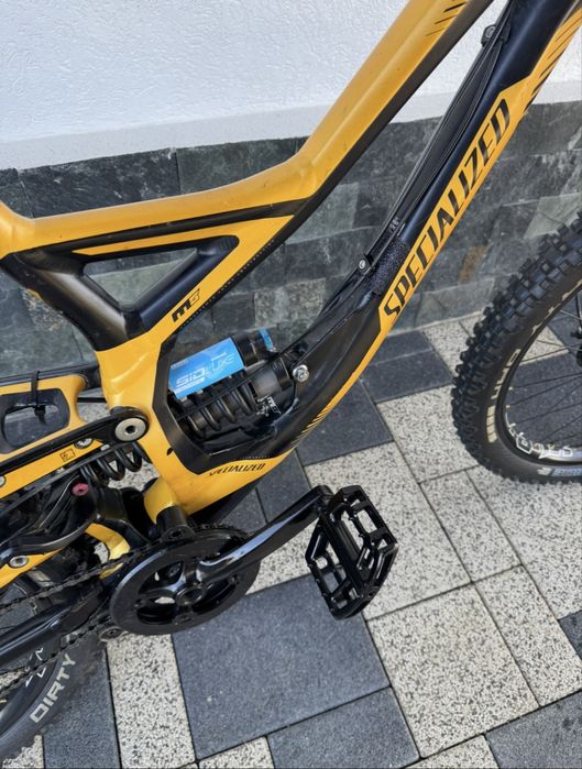 Specialized demo 8