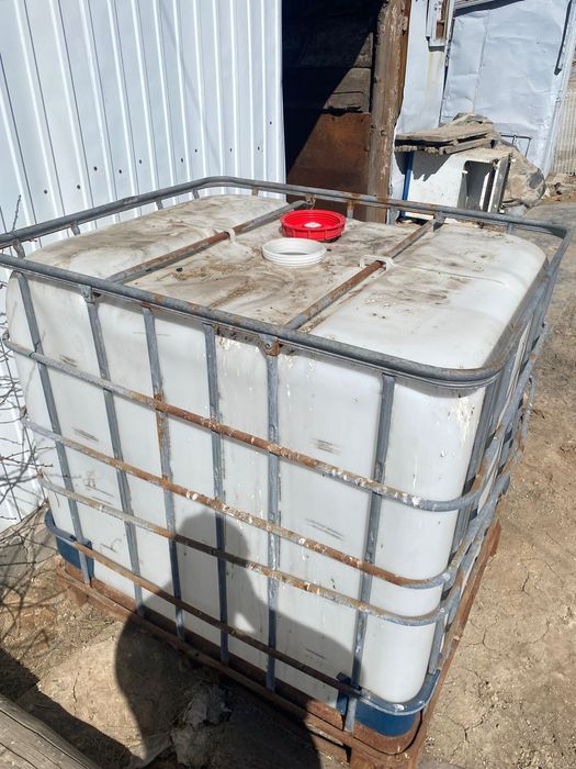 бочка 1тон срочно