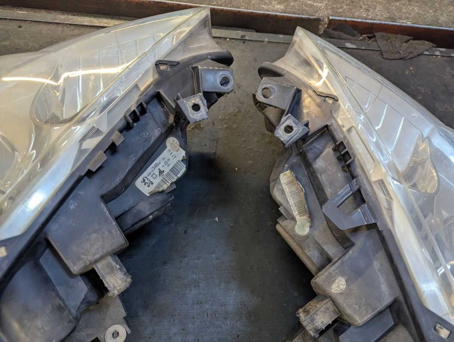 Халогенни фарове за Peugeot 307 фейслифт