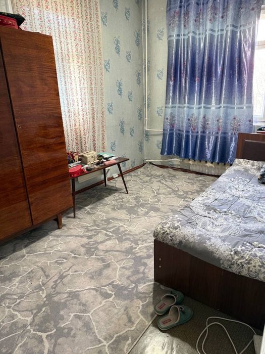 Kvartiraga Odam Kere Faqa Ayol Kishi