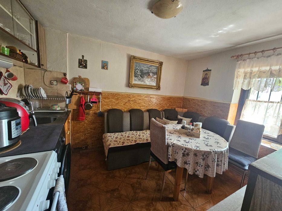 Продава се Къща в Радомир - 70 кв.м за 3143 €/кв.м - Снимка #16