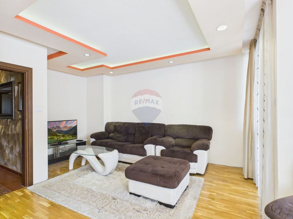 Мезонет с четири спални, до МУ Варна Д.Н 4422