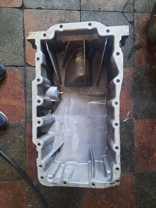 baie ulei jeep patriot 2.0crd Mitsubishi outlander 2.0crd Dodge 2.0crd