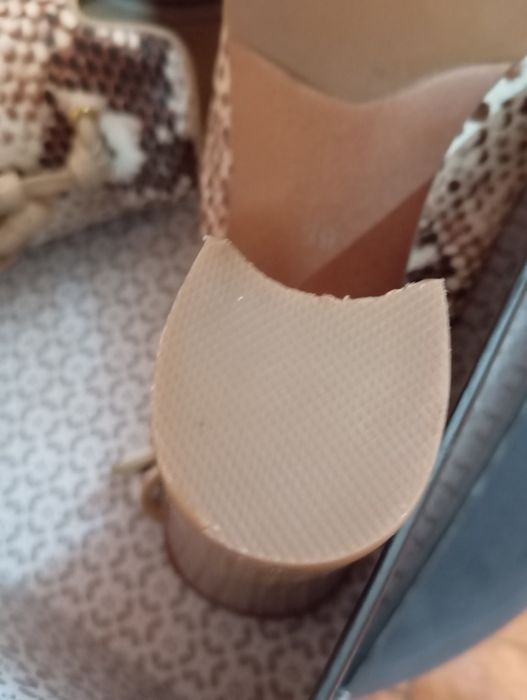 Босоножки Santorini