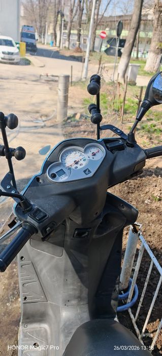 Scuter honda dylan 125cc categoria B