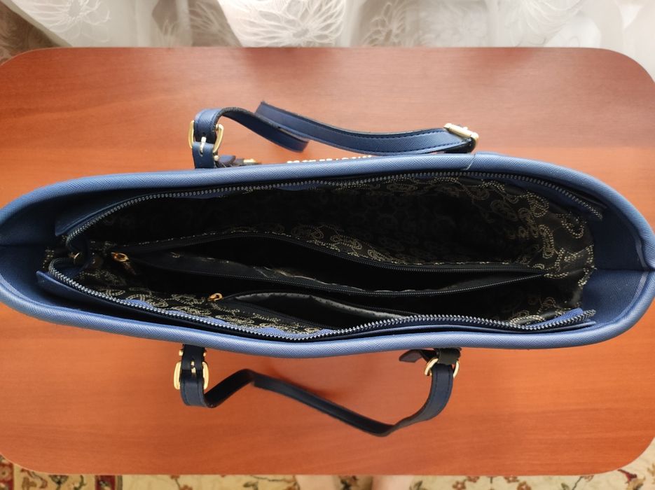Продам сумку Michael Kors